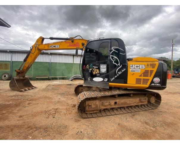 Foto de SÃO SEBASTIÃO DA BELA VISTA/MG - Escavadeira JCB, modelo JS130 LC, ano 2019.
