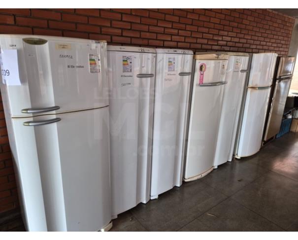 Foto de CORUMBÁ/MS- Refrigeradores, Freezers e bebedouros