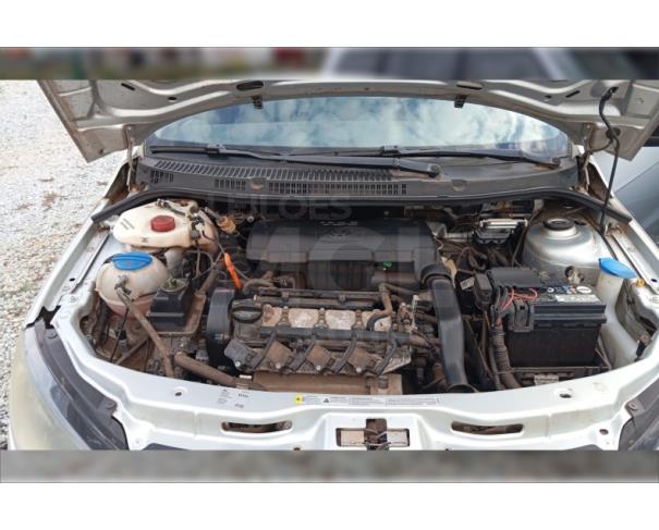 Foto de ITAÚNA/MG - Sucata de VOLKSWAGEN Gol City MB 