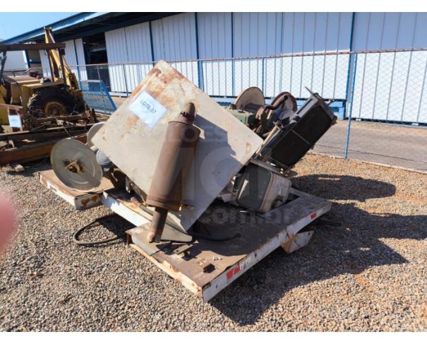 Foto de Brasília/DF - SUCATA DE EQUIPAMENTO DE JATO D'ÁGUA, TOMBAMENTO N° 10002, P/DESOBSTRUÇÃO E LIMPEZA DE REDES DE SANEAMENTO, MARCA: CONSMAQ, SÉRIE: 60