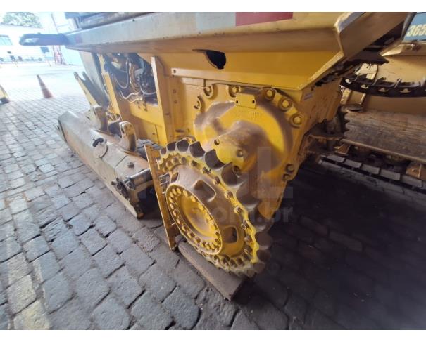 Foto de OSASCO/SP - TRATOR DE ESTEIRA - KOMATSU D61EX-15E1  - ANO: 2011/2011 - PA13169