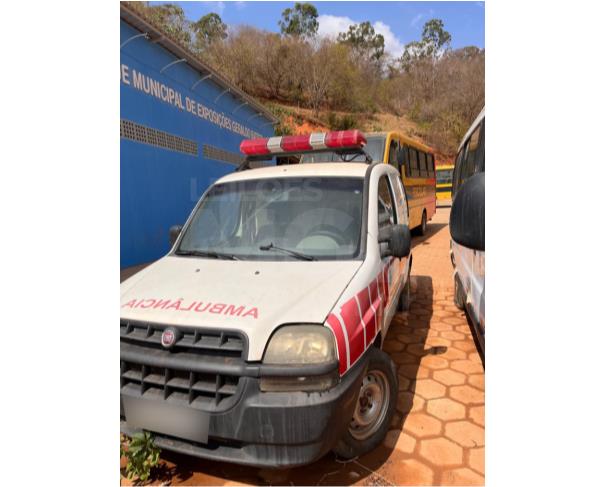 Foto de SÃO PEDRO DOS FERROS/MG - CARRO - Fiat Doblo Rontan Ambulância, 2009/2009