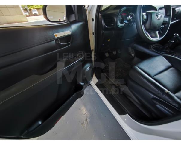 Foto de ITAÚNA/MG- TOYOTA HILUX CDLOWM4FD 2023/2024  PA13518