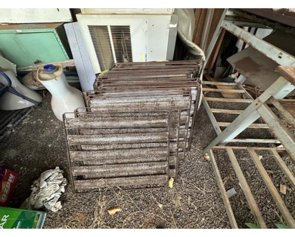 Foto de  SALES/SP - Sucata de Materiais diversos.