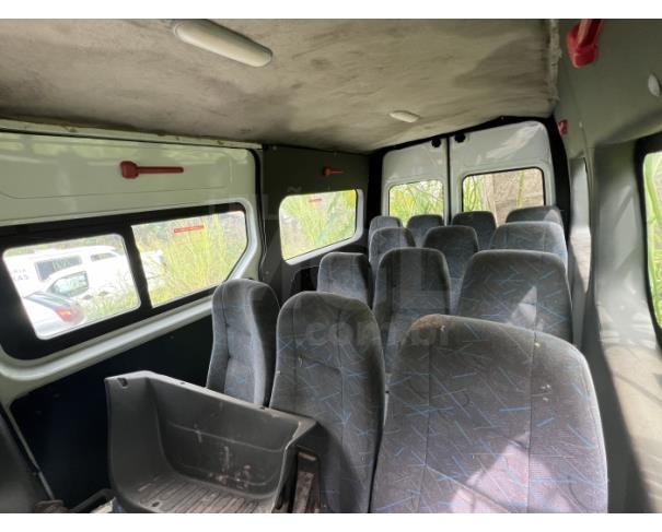 Foto de CLÁUDIO/MG- Van- Renault Master Transporte Escolar- 2014/2015