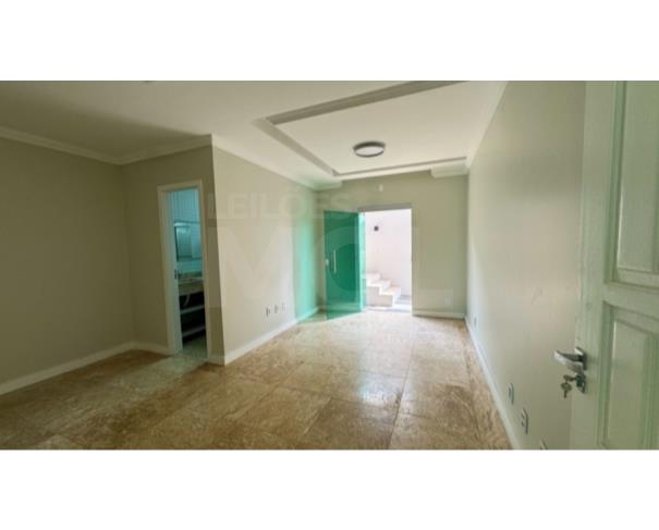 Foto de CASA DUPLEX DE ALTO PADRÃO - RESIDENCIAL TAPAJÓS - MANAUS/AM