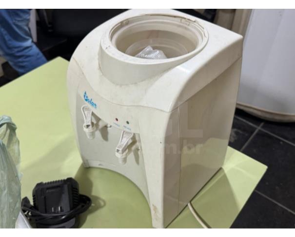 Foto de CAMPO DOS GOYTACAZES/RJ- Diversos (CPUs, ventiladores, impressoras, ares condicionados, moveis, bebedouros, micro-ondas, TV, geladeira).