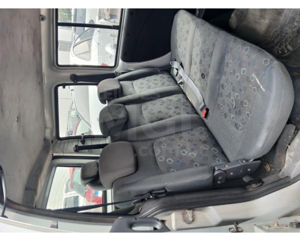 Foto de ITAÚNA/MG- FIAT DOBLO ELX 2005/2006 BAIXADO- PA13525