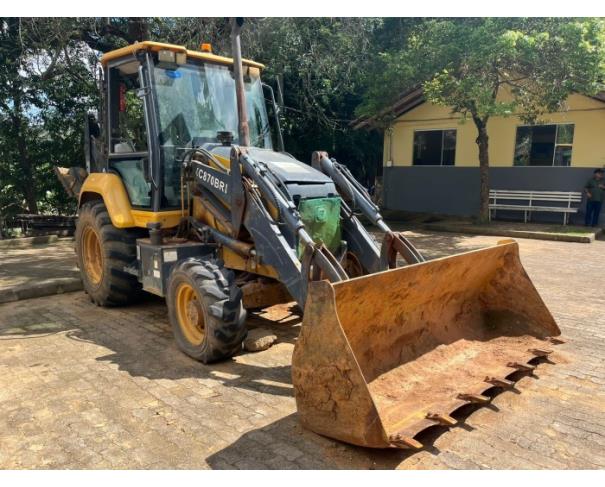 Foto de IBATIBA/ES - Retroescavadeira modelo C870BR