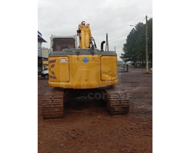 Foto de FLOR DA SERRA DO SUL/PR-Escavadeira New Holland, modelo E135B
