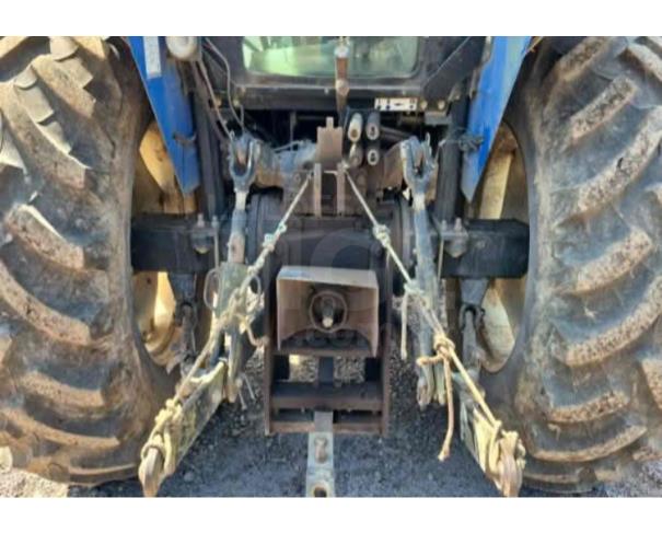 Foto de CAMPESTRE DA SERRA/RS - Trator Agrícola Cabinado New Holland – modelo TL75E – 4x4