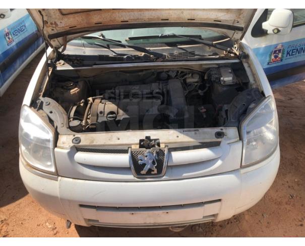 Foto de PRESIDENTE KENNEDY/ES -Veiculo I/Peugeot Part Reves Ambulância, ANO 2019/2020.