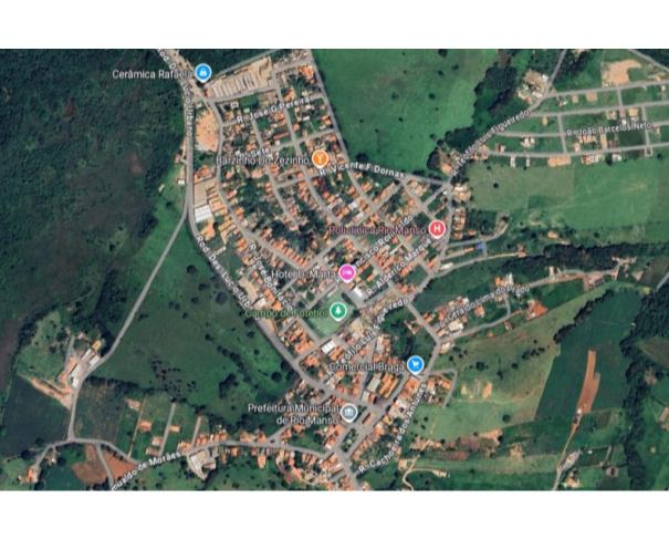 Foto de RIO MANSO/MG — [Direitos aquisitivos sobre] um lote com 4.283,37m² e benfeitorias no Centro 
