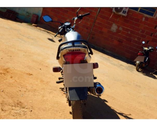 Foto de DIVINO-MOTO-Motocicleta Yamaha YBR 125K 2008/2008