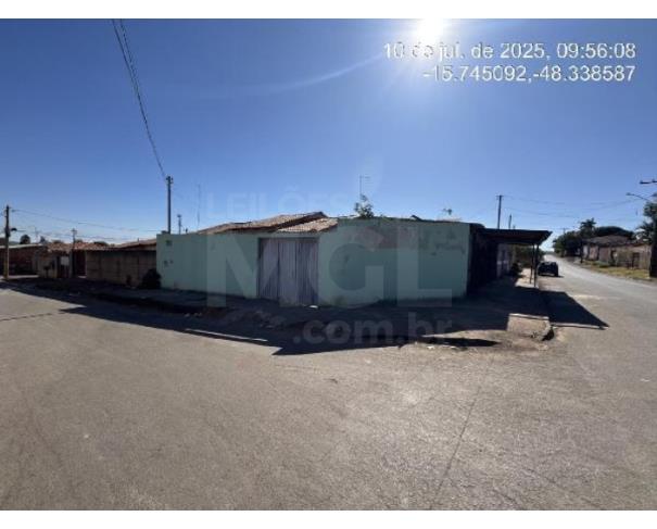 Foto de AGUAS LINDAS DE GOIÁS/GO — Casa com 2 quartos (F1444419544219)