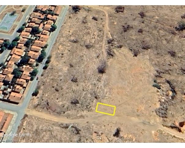 Foto de SÃO FRANCISCO/MG — Lote com 200 m² no Bairro João Aguiar (Lote 31 da quadra 09)