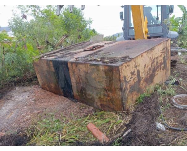 Foto de IBICOARA/BA - Tanque pipa para caminhão 2 eixos, capacidade de armazenamento 7000 mil litros