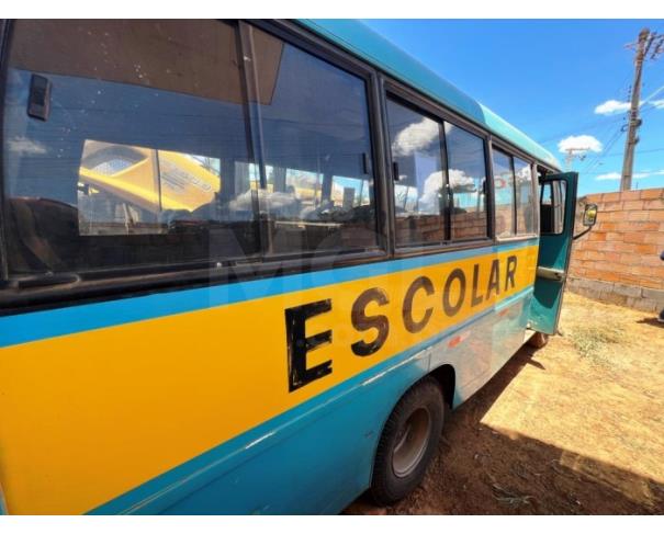 Foto de SERRA AZUL DE MINAS/MG- (ÔNIBUS) Marcopolo / Volare Lotação