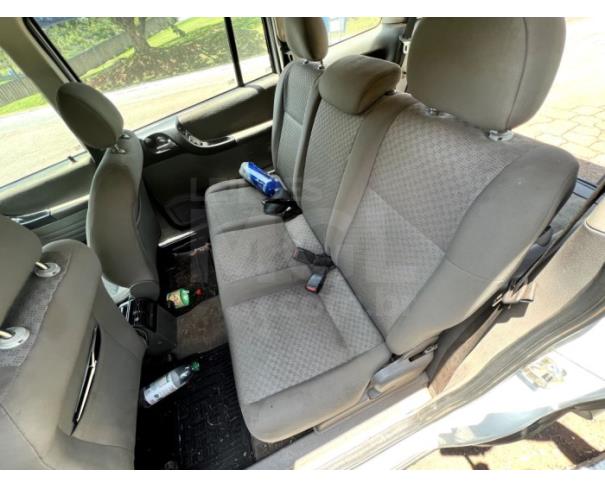 Foto de LAVRAS/MG - CHEVROLET ZAFIRA CONFORT - 2010/2010 - COR : BRANCO 