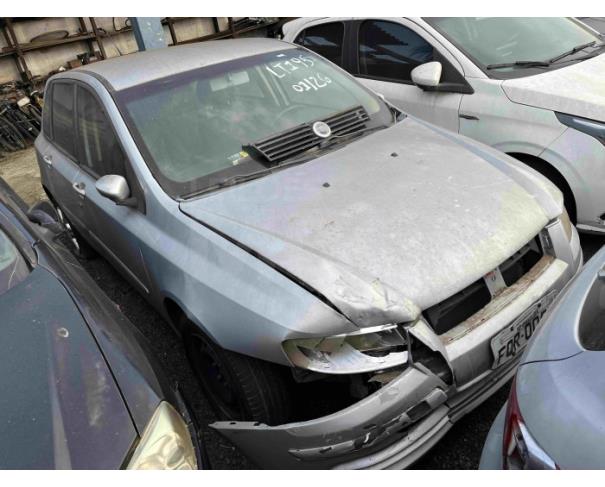 Foto de CAPIVARI/SP - VEÍCULO CONSERVADO - FIAT/STILO - 2004/2005
