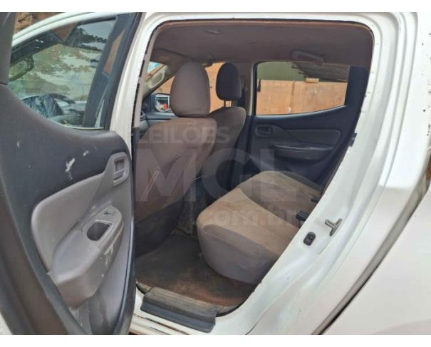 Foto de BOM JESUS DO GALHO/MG - Caminhonete Mitsubishi L200 Triton Sport GL, 2018/2019, DIESEL 