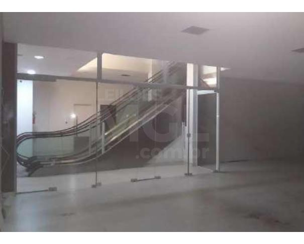 Foto de FLORIANÓPOLIS/SC - Prédio Comercial com 9.734,00m² em terreno de 1.204,71m²  no Centro