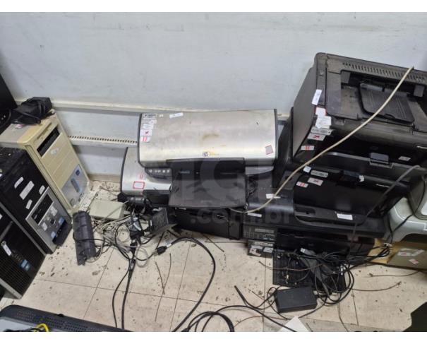Foto de CORUMBÁ/MS- Material de informática. (CPUs, monitores, impressoras, estabilizadores, notebooks, scaners , nobreaks e outros)