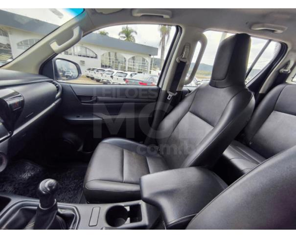 Foto de ITAÚNA/MG- TOYOTA HILUX CDLOWM4FD ANO 2024/20214- PA13222