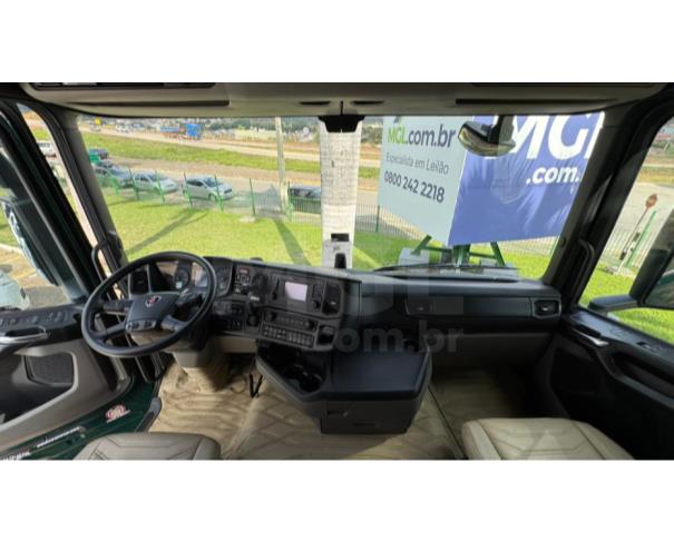 Foto de ITAÚNA/MG - CAVALO TRATOR SCANIA/R460 A6X2 ANO 2023/2024 - SC1115