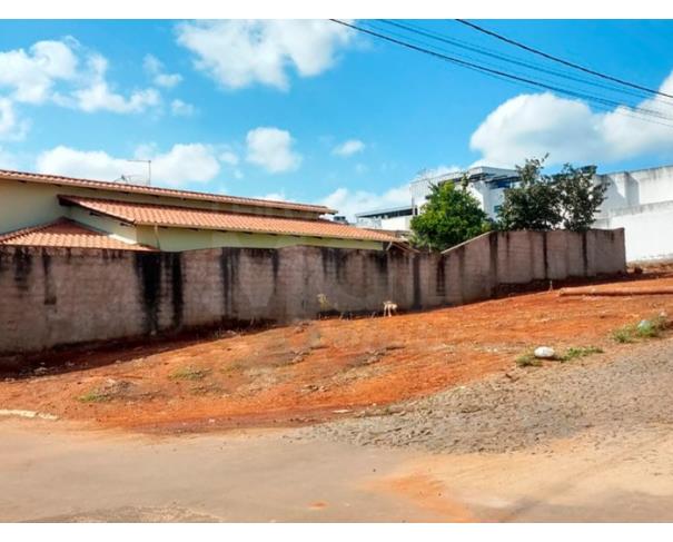 Foto de PITANGUI/MG – Lote com a área de 432,00m², situado no bairro Chapadão