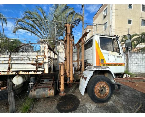 Foto de RIO DAS OSTRAS/RJ - CAMINHÃO MERCEDES BENZ 1215 C (CARGA), 