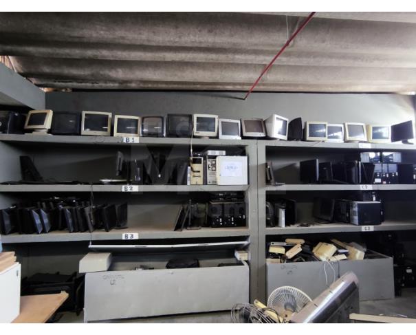 Foto de Brasília/DF - SUCATA DE EQUPAMENTOS DE INFORMÁTICA
