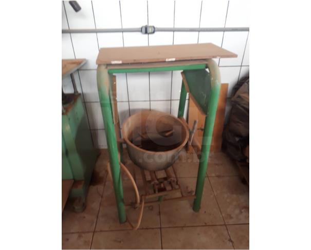 Foto de BRAZÓPOLIS/MG - Lote de maquinário de fabriqueta de doces