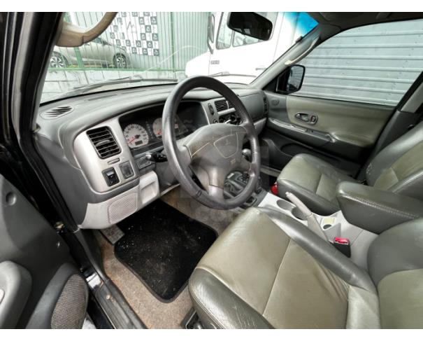 Foto de ITAÚNA/MG- MITSUBISHI PAJERO SPORT  HPE 2.8 4X4 DIESEL AUT. 2004/2005- PA12564