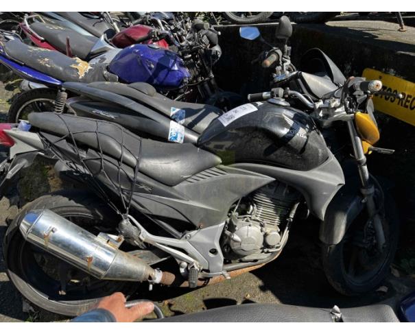 Foto de ANGRA DOS REIS/RJ-VEÍCULO CONSERVADO-HONDA/CB 300R-2010/2010