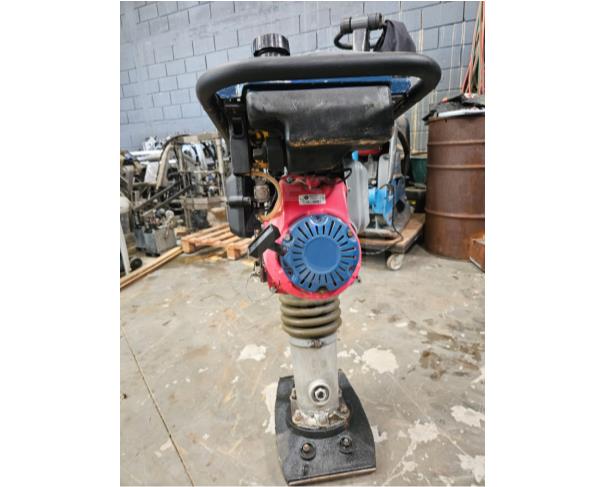 Foto de VESPASIANO/MG-COMPACTADOR DE SOLO(SAPO) WACKER