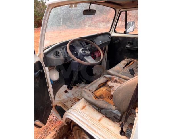 Foto de SÃO PEDRO DOS FERROS/MG - CARRO - VW Kombi Lotação, 2009/2010