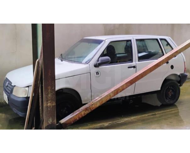 Foto de NOVO ORIENTE DE MINAS/MG- Carro- Fiat Uno Mille Economy- 2011/2012
