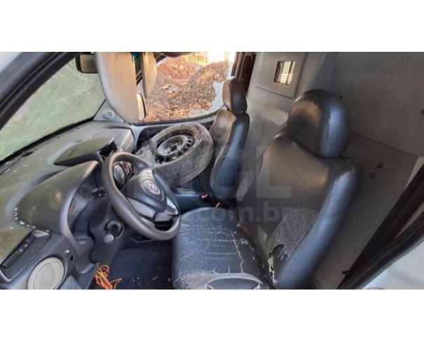 Foto de CAXAMBU/MG - Fiat Doblo Rontan Ambulância, 2015/2016, FLEX 