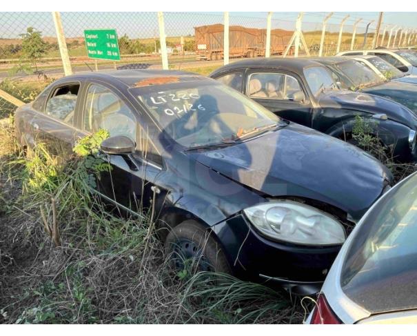 Foto de CAPIVARI/SP - VEÍCULO CONSERVADO - FIAT/LINEA HLX 1.9 - 2009/2010
