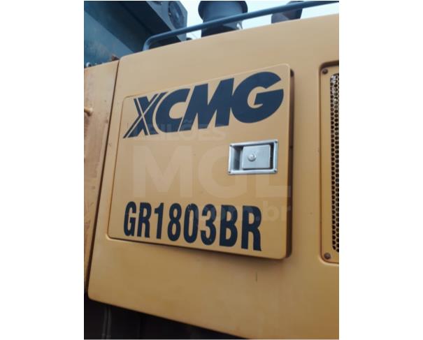Foto de VIRGEM DA LAPA/MG - Motoniveladora XCMG, modelo GR1803BR. 