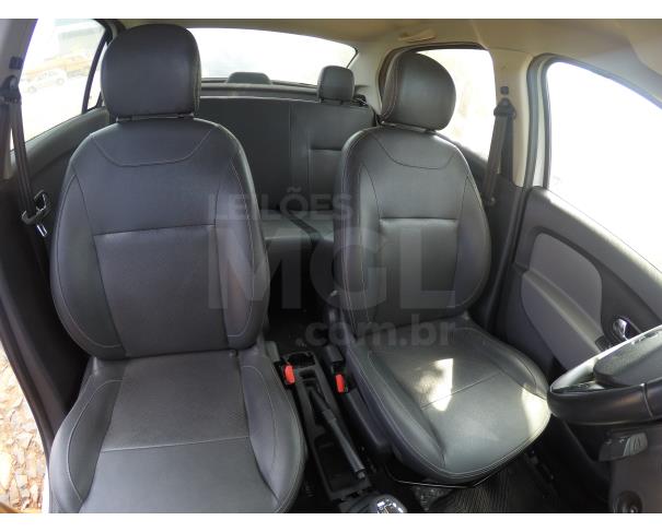 Foto de ITAÚNA/MG - PASSAGEIRO / AUTOMOVEL/RENAULT/LOGAN DYNA 16 R