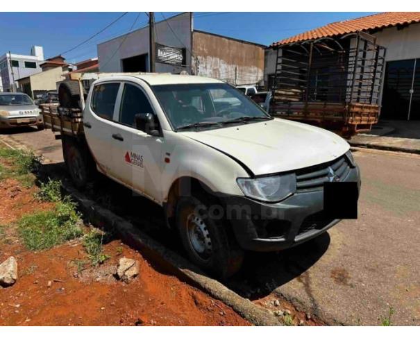 Foto de TIROS/MG - Caminhonete Mitsubishi L200 Triton GL D, 2017/2018, DIESEL 