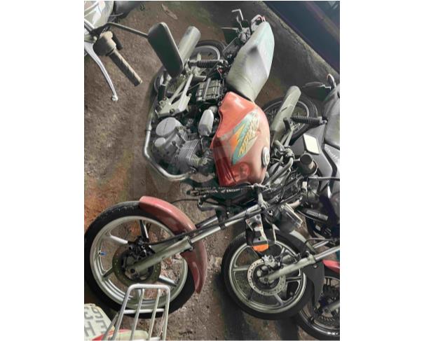 Foto de CAPIVARI/SP - VEÍCULO CONSERVADO - HONDA/CBX 200 STRADA - 1998/1998