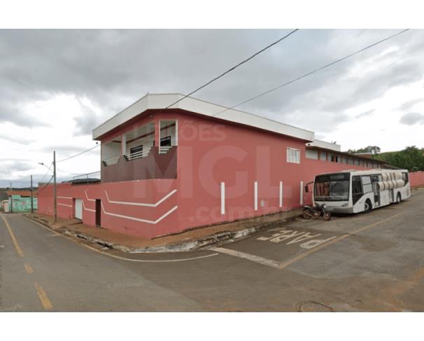 Foto de PIUMHI/MG - Casa com 4 quartos  no bairro Nova Piumhi.