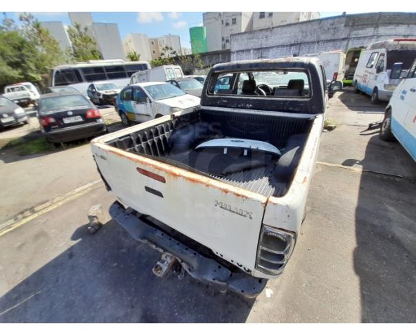 Foto de RIO DAS OSTRAS/RJ - ESP. ABER.C.DUPL. I. TOYOTA HILUX CD 4X4