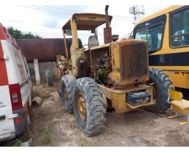 Foto de IBICOARA/BA - Motoniveladora Catepillar, modelo 120B