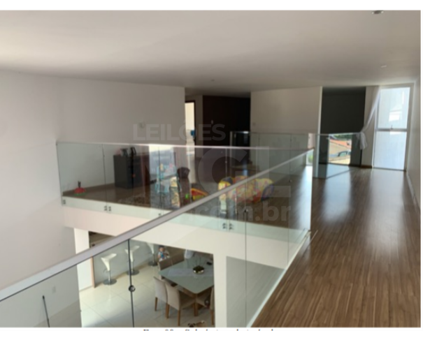 Foto de JUIZ DE FORA/MG — Casa com 5 quartos (duas suítes com closet) no bairro Estrela Sul 