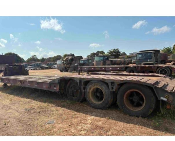 Foto de TERESINA/PI - Prancha Baixa Fruehauf PTF21260,  Implemento Rodoviário, 1981