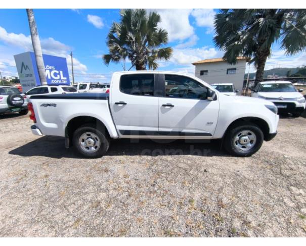 Foto de ITAÚNA MG - CHEVROLET/ S10 PICK-UP LS 2.8 TDI 4X4 CD DIES. MEC. - ANO 2023/2024 - PA13133